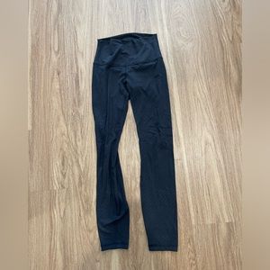 Black pattern Lululemon aligns!